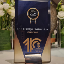 Az NVESZ Év sportolói gálán volt díjazott a világbajnok U18 legénység